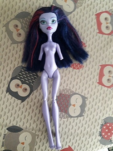 Monster high oyuncak bebek