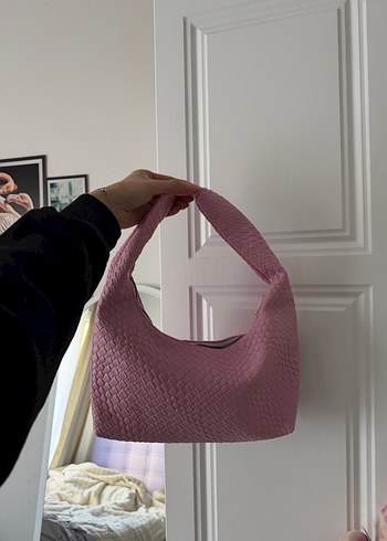 Örgü Dokulu Pastel Pembe Yılan Desenli Çanta - Görsel 2