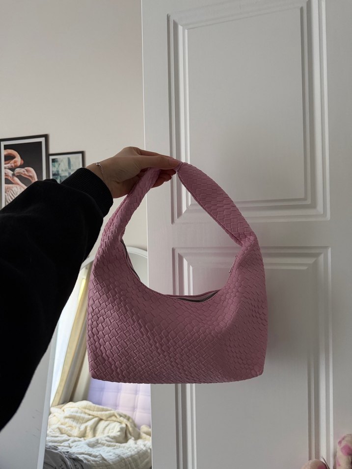 Örgü Dokulu Pastel Pembe Yılan Desenli Çanta - Görsel 2