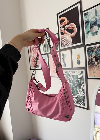 Zincir Detaylı Pembe Deri Kadın Çanta - Görsel 2