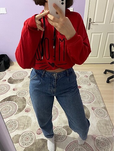 Kırmızı oversize sweatshirt