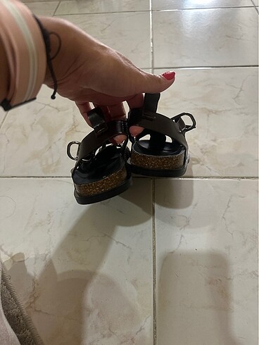 33 Beden Zara sandalet