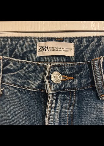 Zara Kadın Geniş Paça Kemerli Midi Denim Pantolon