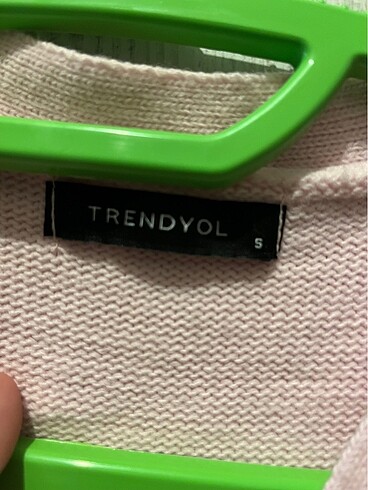 Trendyol & Milla Kısa süveter