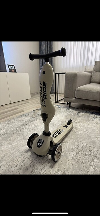 Beden Scoot and Ride Scooter