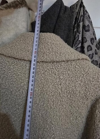 m Beden Buklet Yün Bej Renk Kaban