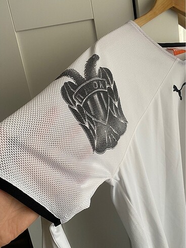 l Beden beyaz Renk Puma Spor Kıyafeti