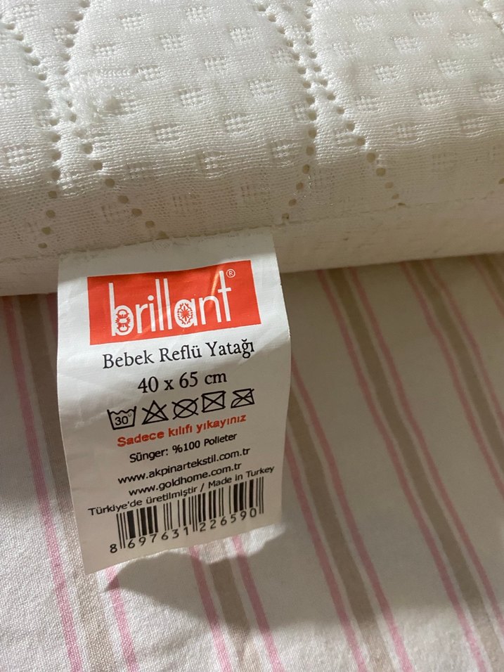 Beyaz Reflü Bebek Yatağı - Görsel 3