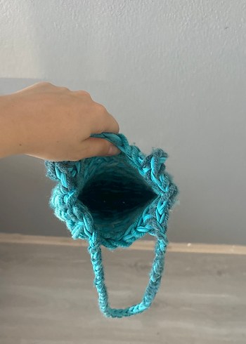 Beden mavi örgü çanta