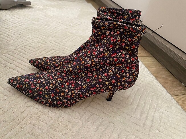 Zara Topuklu ayakkabı
