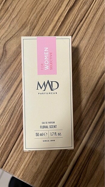 Diğer Mad Parfüm L.101