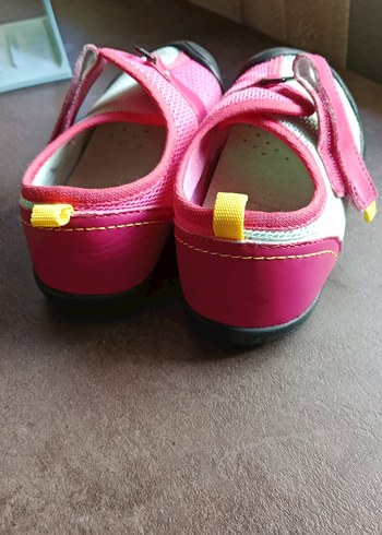 Kız Çocuk Renkli Cırt Cırtlı Terlik - Görsel 3