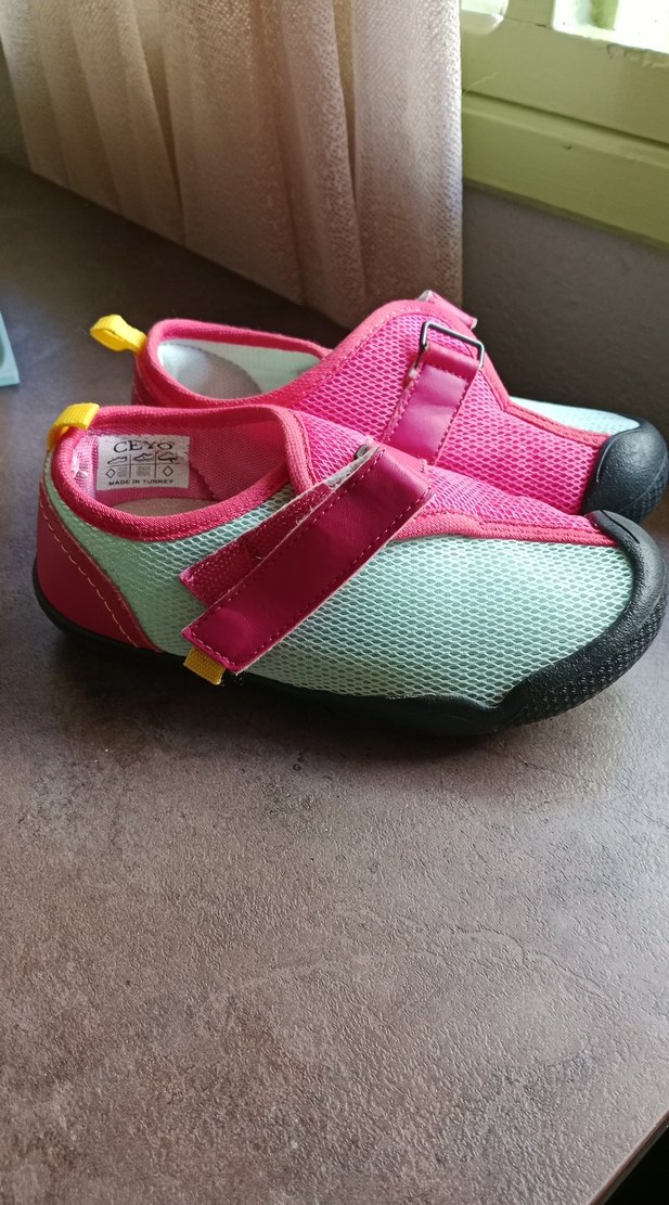 Kız Çocuk Renkli Cırt Cırtlı Terlik - Görsel 5