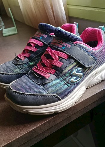 Kız Çocuk Pembe Bağcıklı ve Cırt Cırtlı Spor Ayakkabı - Görsel 3