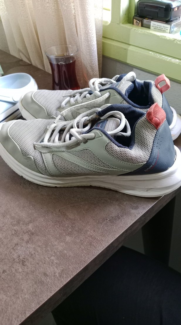 Gri Bağcıklı Kadın Spor Ayakkabı - Görsel 4