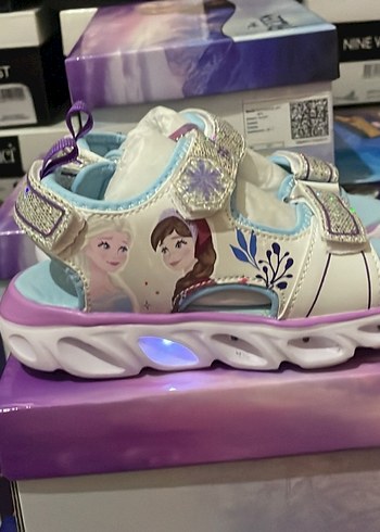 Frozen Frozen II Kız Çocuk Mor Velcro Terlik