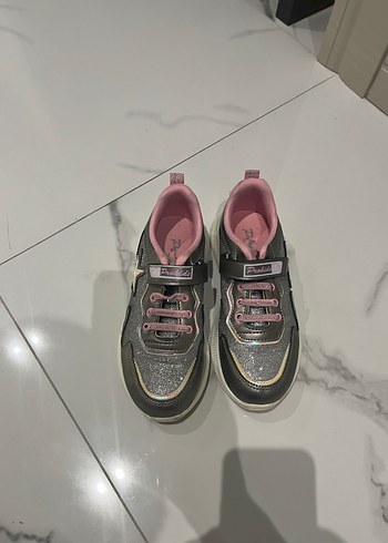 Kız Çocuk Gri Yılan Desenli Spor Ayakkabı