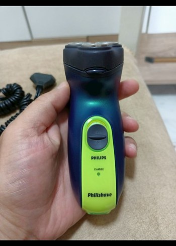 Beden Philips elektrikli tıraş makinesi mavi