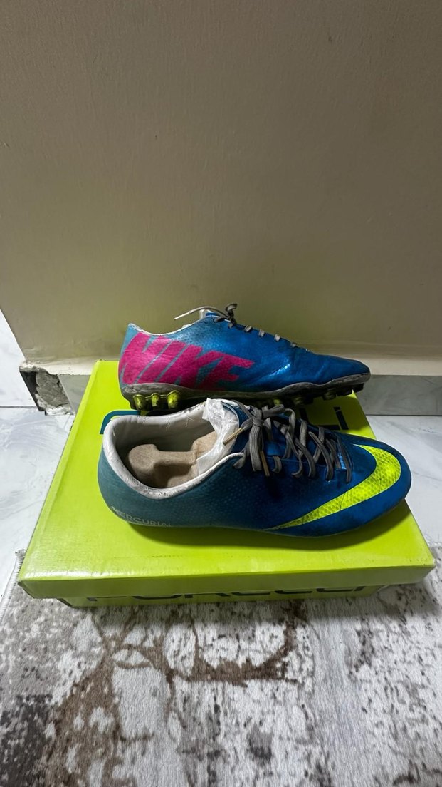 Nike erkek krampon - Görsel 2