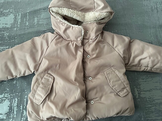 Zara kız bebek mont