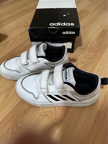 33 Beden Adidas çocuk ayakkabı