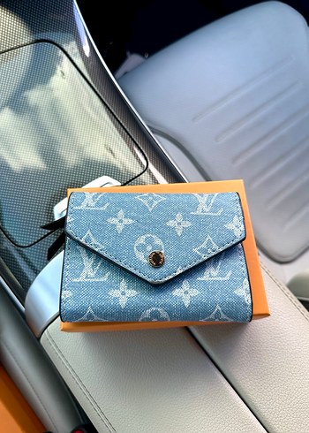 Louis vuitton cüzdan | Gardrops