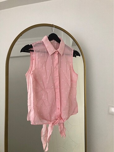 Pembe gömlek