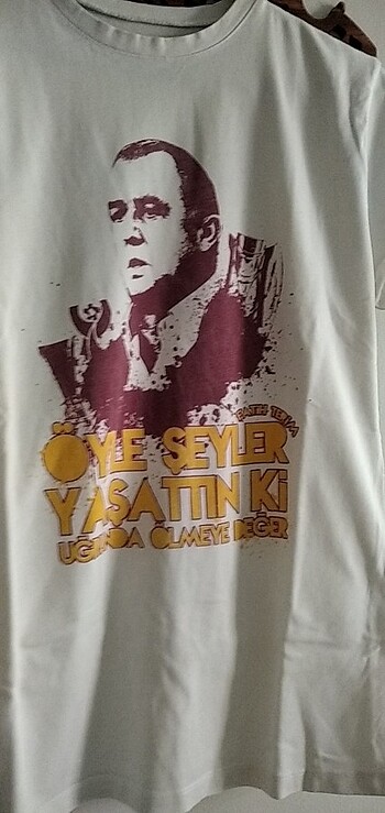 m Beden Tişört