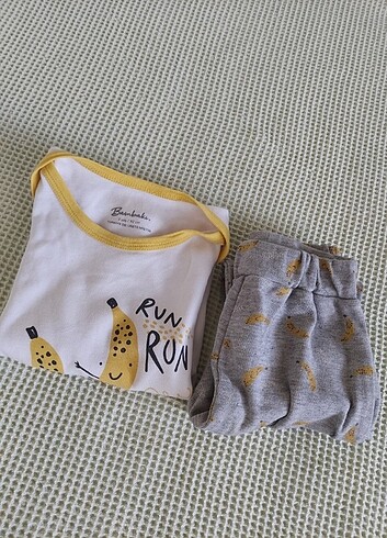 HelloBaby Ebebek pijama takımı