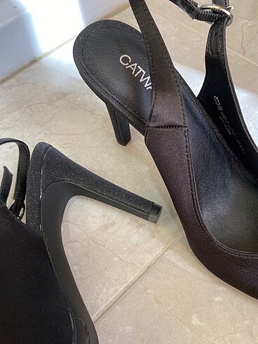36,5 Beden siyah Renk Stiletto ayakkabı