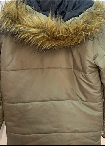 DSquared2 Dsquared marka sorunsuz .Hiç giyilmedi. M beden. Çok modern şık