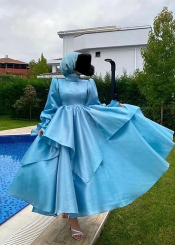 38 Beden Drapeli Uzun Kollu Parlak Mavi Abiye Elbise