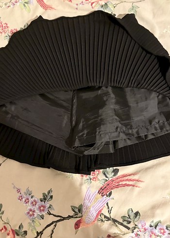 Siyah Pilili Mini Etek - Görsel 3