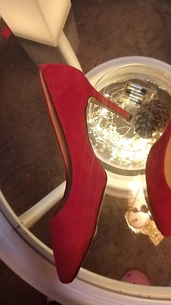 Divarese Kırmızı süet stiletto