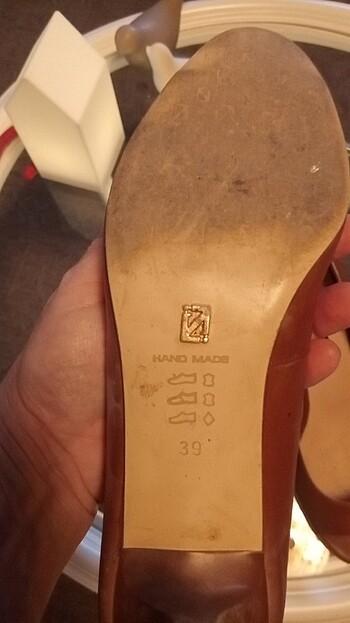 38 Beden Burnu açık 5 cm 