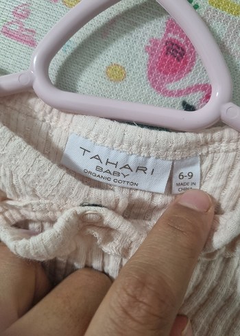 9 Ay Beden Bej Örgü Kısa Kollu Bebek Body