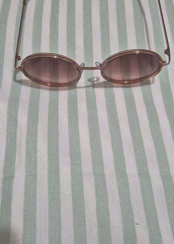 H&M Bej Şeffaf Retro Kadın Güneş Gözlüğü