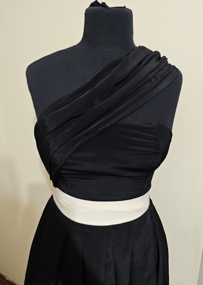 Kısa elbise  - Görsel 3