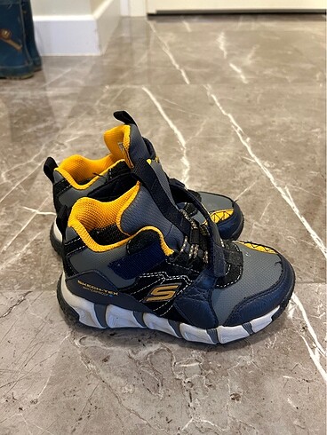 Skechers Skechers 28 numara kar geçirmez bot