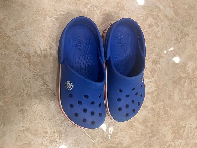 Mükemmel durumda crocs