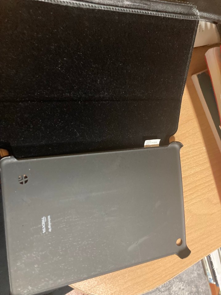 Siyah Tablet Kılıfı - Görsel 2