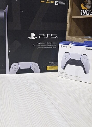 PS5 oyun konsolu + Sony ps5 joystik