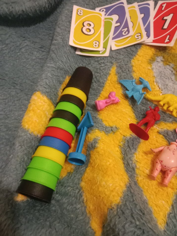 Renkli Oyun Kartları ve Figürleri Seti - Görsel 5