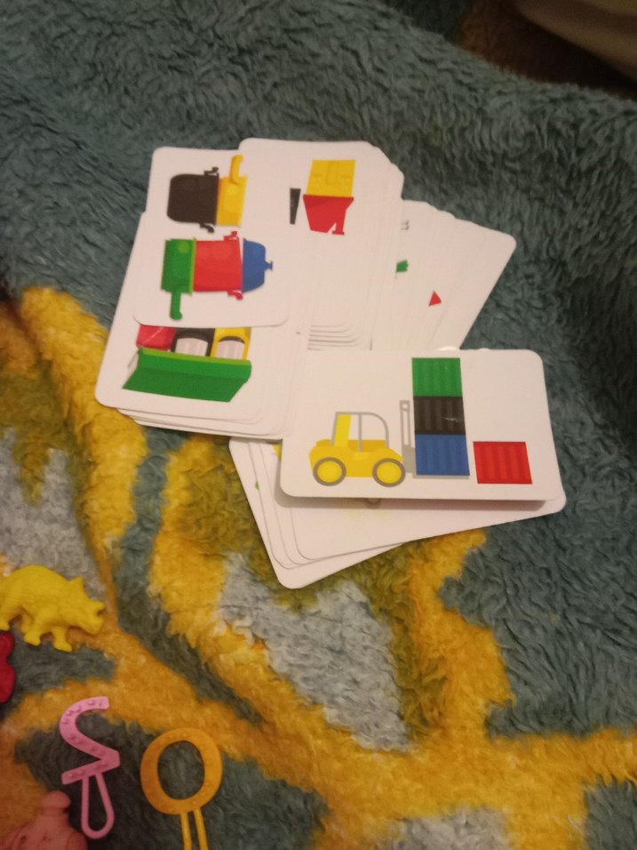 Renkli Oyun Kartları ve Figürleri Seti - Görsel 3