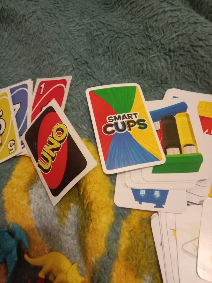 Renkli Oyun Kartları ve Figürleri Seti - Görsel 4