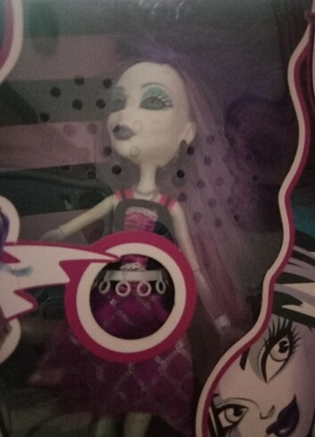 Monster high sprectra