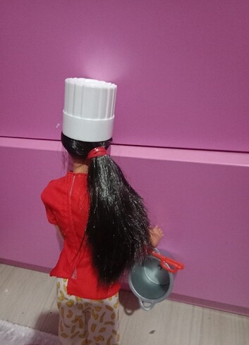  Beden Barbie meslek bebeği makarna şefi 