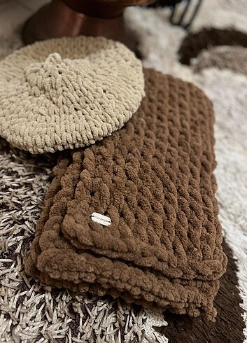 xs Beden Puffy atkı ve şapka takımı