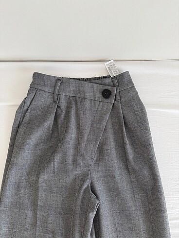 Bershka Pantolon