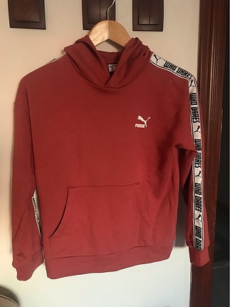 Puma sweatshirt